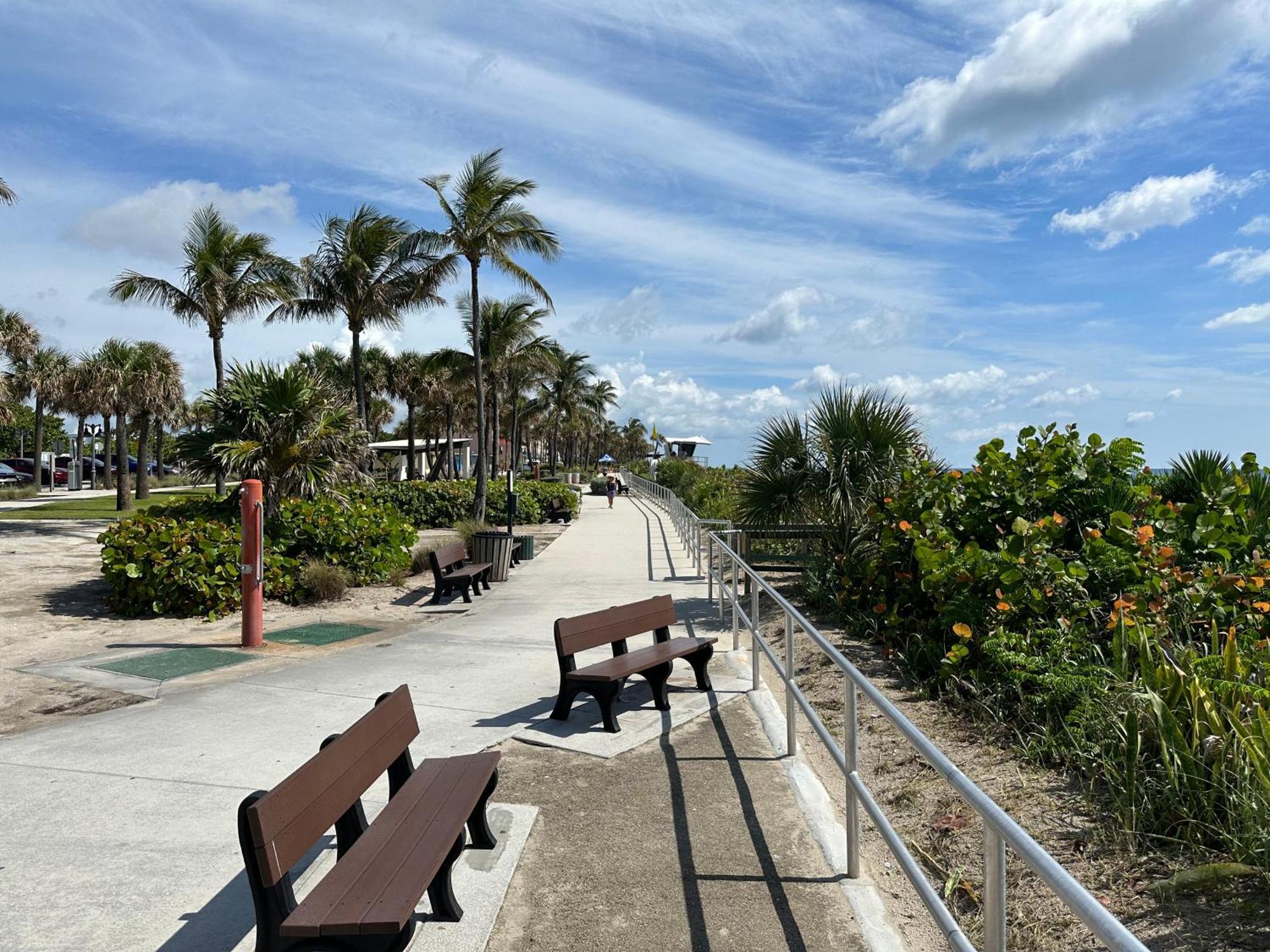 5 Min To Beach Large Living Room Fenced Backyard Bbq Firepit Driveway Boat Parking ليك وورث المظهر الخارجي الصورة